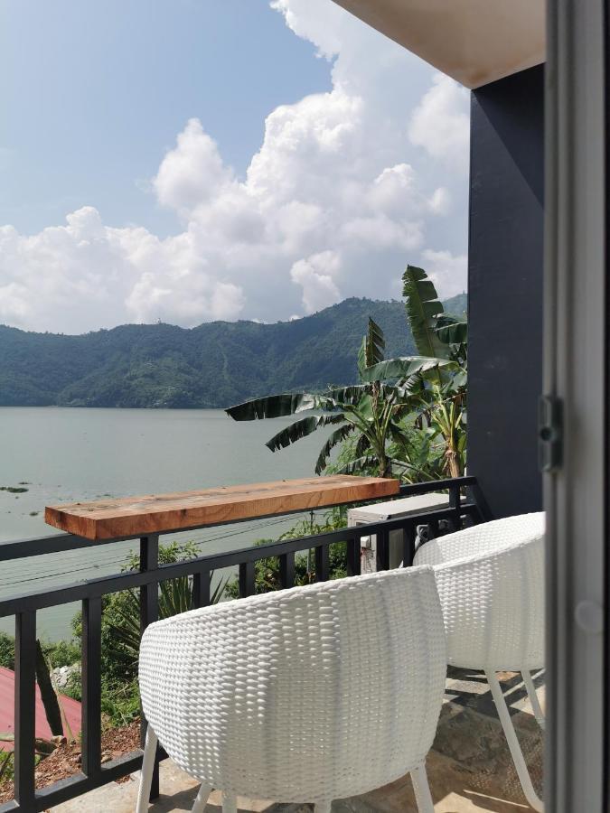 Gusto Accommodation Pokhara Esterno foto